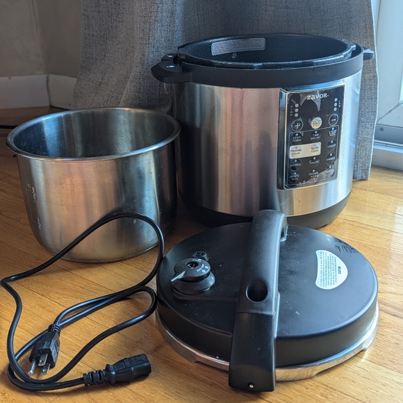 Savor lux multi cooker 6qt - Picture 2 of 8